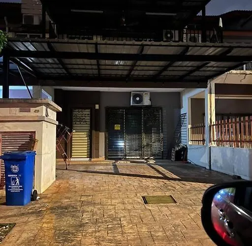 Mael\'S Homestay Seksyen 16 Shah Alam