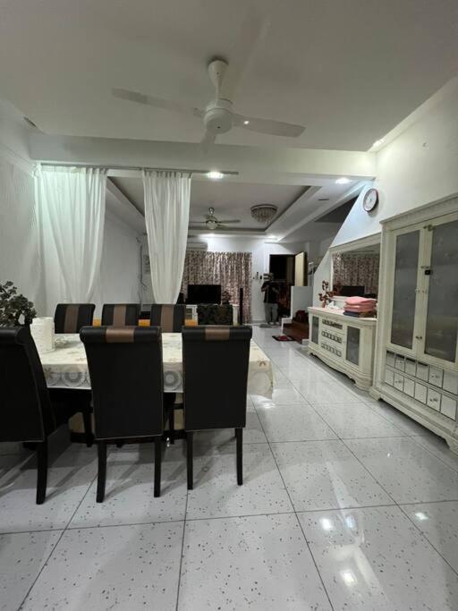 Mael's Seksyen 16 Rumah percutian