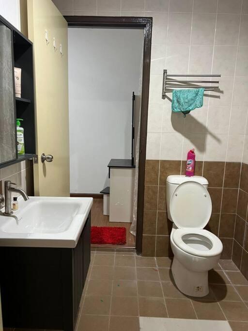 Mael's Seksyen 16 Rumah percutian Shah Alam