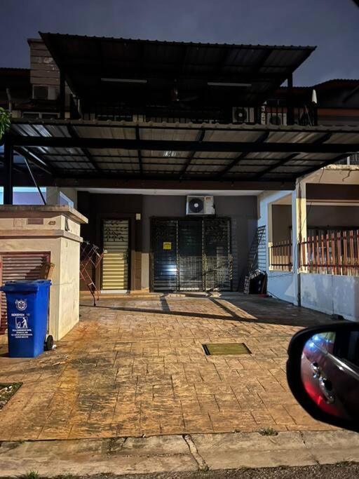 Mael's Seksyen 16 * Shah Alam